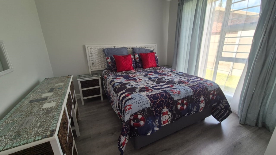 To Let 3 Bedroom Property for Rent in Aston Bay Eastern Cape